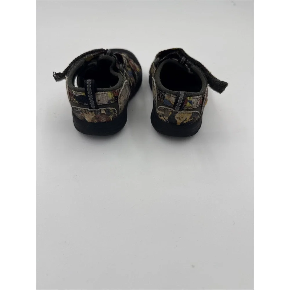KEEN Newport H2 Toddler Size 6 hiking sandals Neighbors Print Outdoors